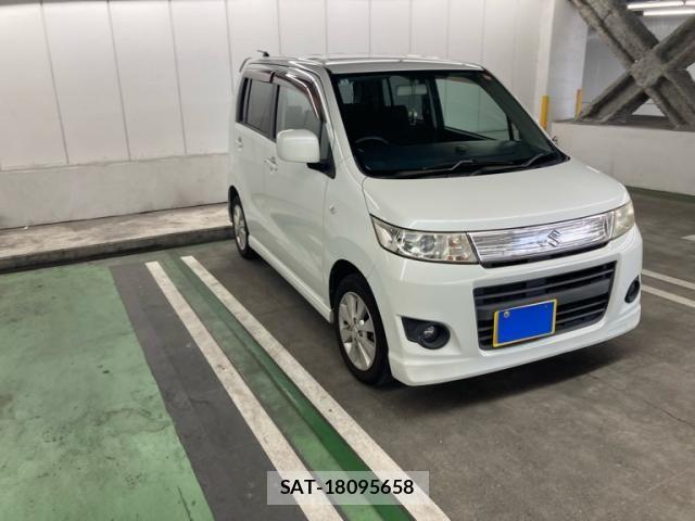 Suzuki WAGON R 2010-11 8415970-1