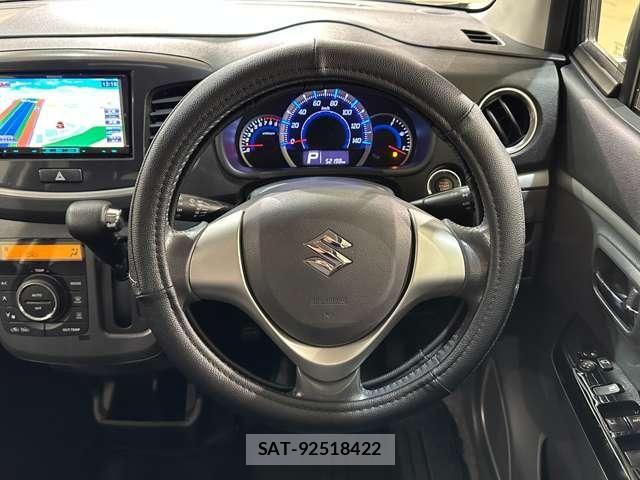 Suzuki WAGON R 2013-01 8415950-9