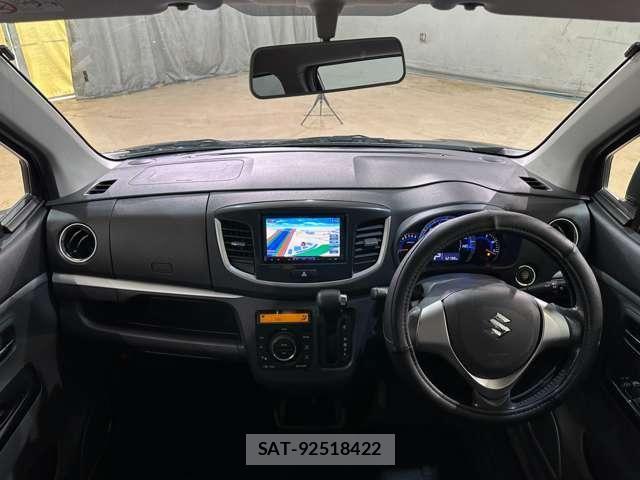 Suzuki WAGON R 2013-01 8415950-15