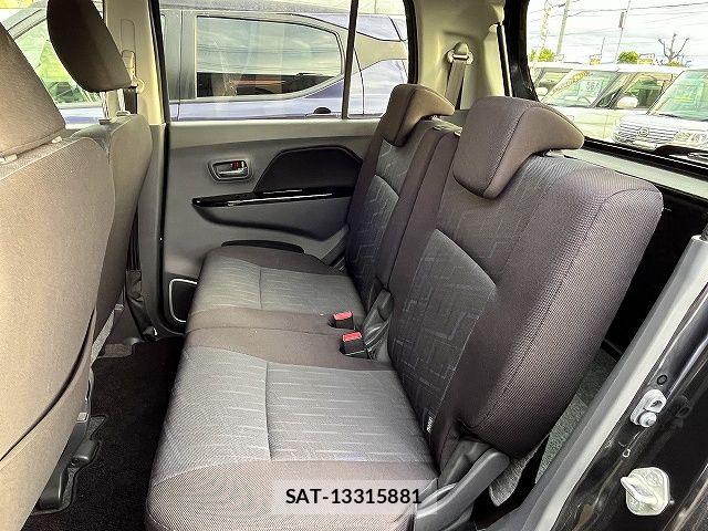 Suzuki WAGON R 2015-12 8415949-12