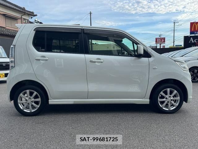 Suzuki WAGON R 2013-02 8458804-7