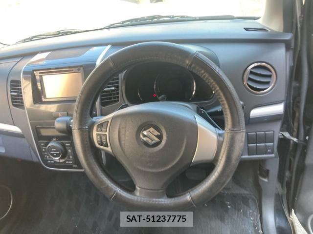 Suzuki WAGON R 2011-08 8528311-17