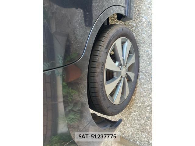 Suzuki WAGON R 2011-08 8528311-7