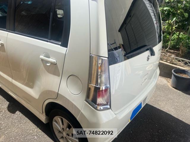 Suzuki WAGON R 2011-02 8528315-3
