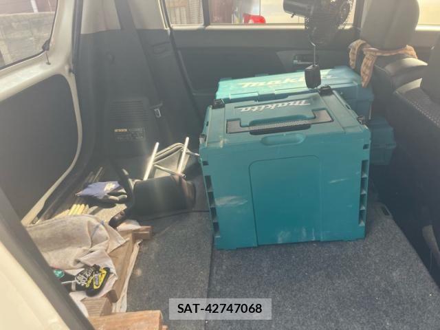 Suzuki WAGON R 2011-08 8528312-14