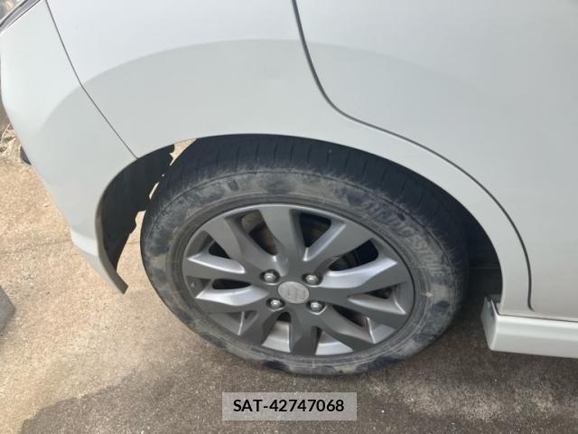 Suzuki WAGON R 2011-08 8528312-5