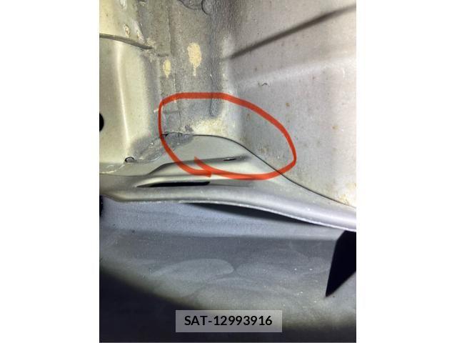 Suzuki WAGON R 2013-09 8564164-28