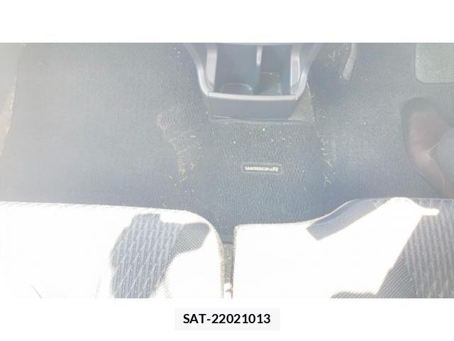 Suzuki WAGON R 2013-09 8629885-9
