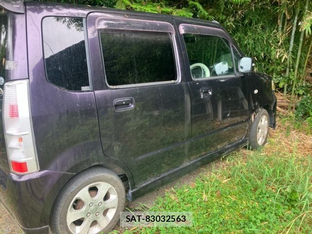 Suzuki WAGON R 2008-09 8662521-8