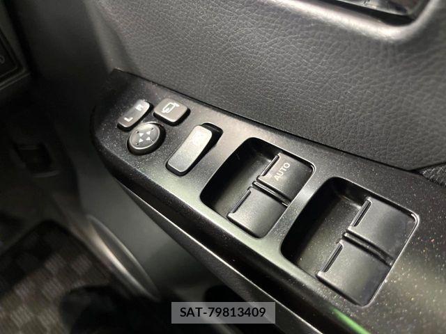 Suzuki WAGON R 2012-08 8667180-7