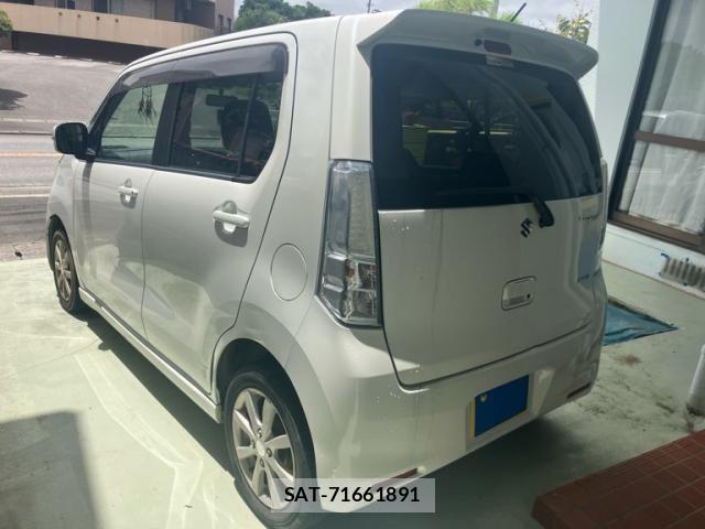 Suzuki WAGON R 2013-11 8662517-6
