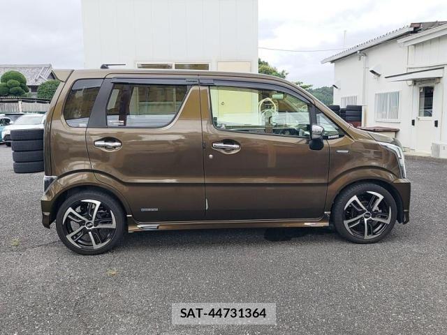 Suzuki WAGON R 2017-02 8686955-10