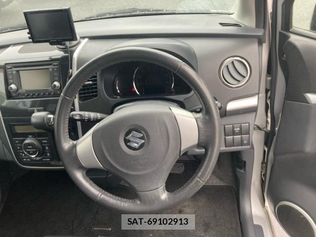 Suzuki WAGON R 2011-10 8746967-13