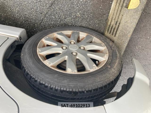 Suzuki WAGON R 2011-10 8746967-8