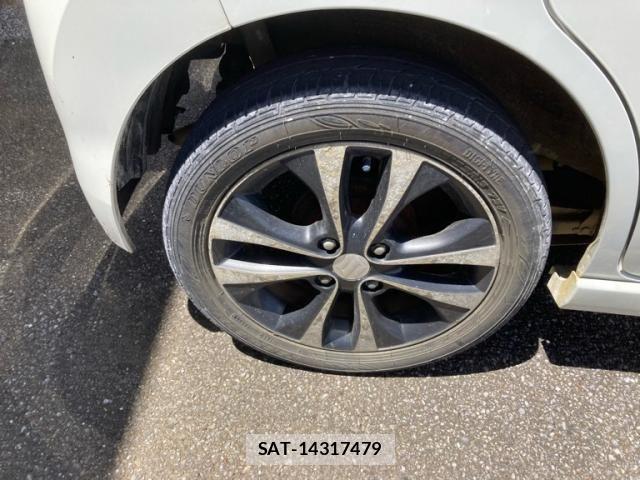 Suzuki WAGON R 2013-04 8832605-9