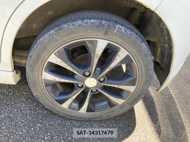 Suzuki WAGON R 2013-04 8832605-6