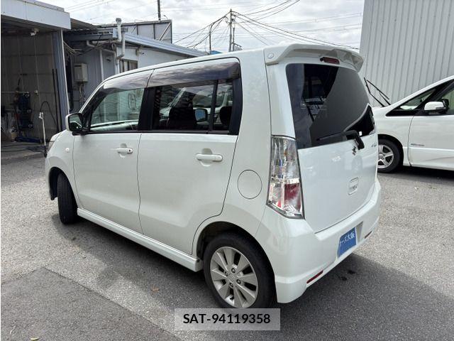 Suzuki WAGON R 2010-03 8832599-3