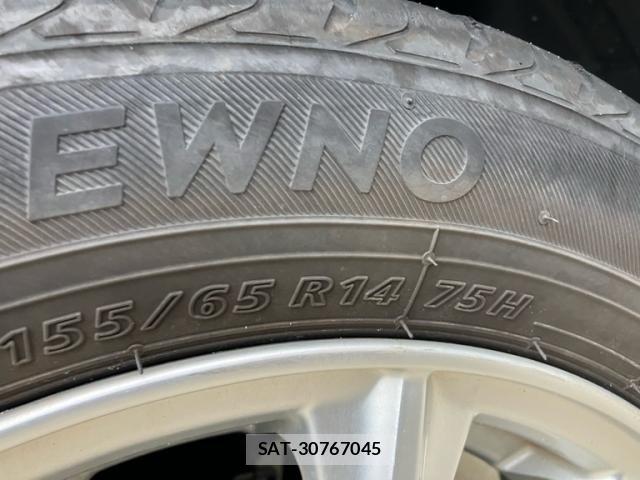 Suzuki WAGON R 2013-04 8851138-9