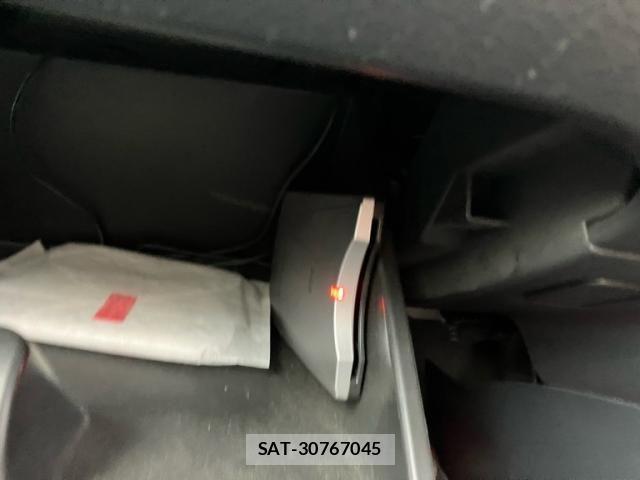 Suzuki WAGON R 2013-04 8851138-15