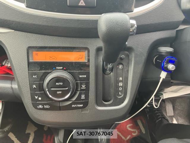 Suzuki WAGON R 2013-04 8851138-16