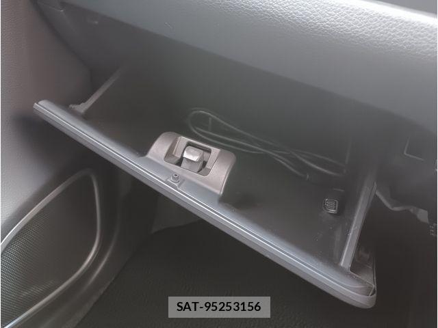 Suzuki WAGON R 2013-06 8851139-9