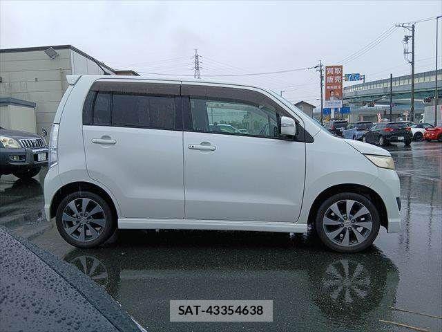 Suzuki WAGON R 2011-11 8851140-14