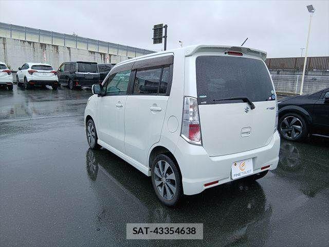 Suzuki WAGON R 2011-11 8851140-17