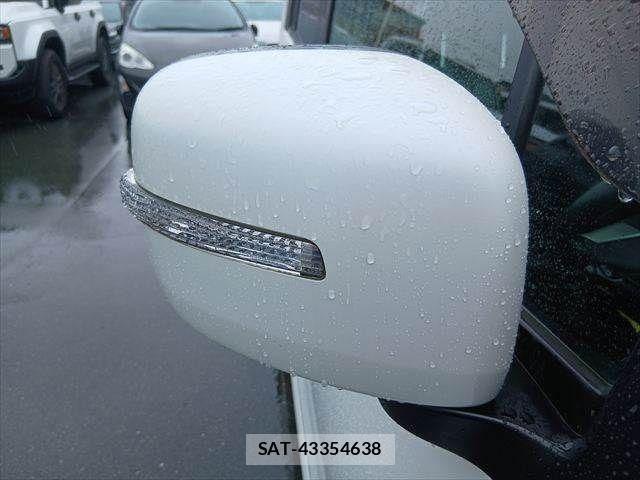 Suzuki WAGON R 2011-11 8851140-24