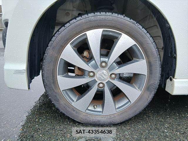 Suzuki WAGON R 2011-11 8851140-27