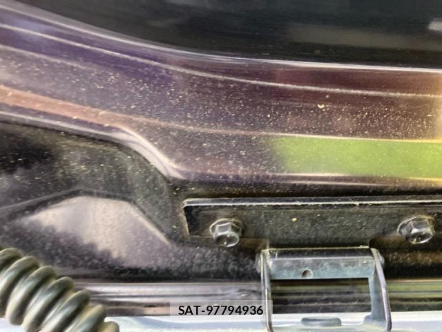 Suzuki WAGON R 2012-04 8872436-12