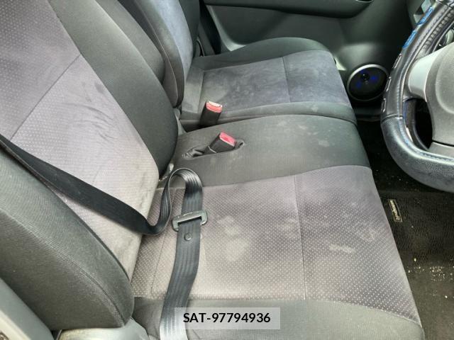 Suzuki WAGON R 2012-04 8872436-20
