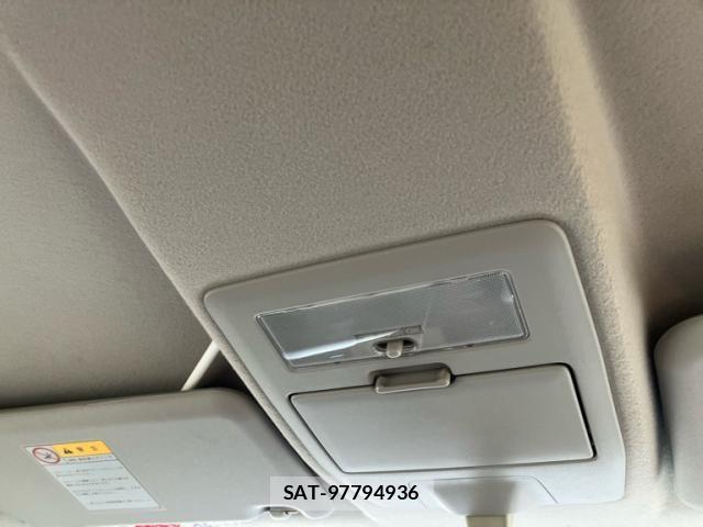 Suzuki WAGON R 2012-04 8872436-23