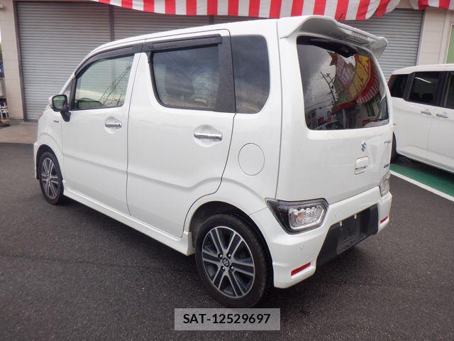 Suzuki WAGON R 2021-07 8884640-6