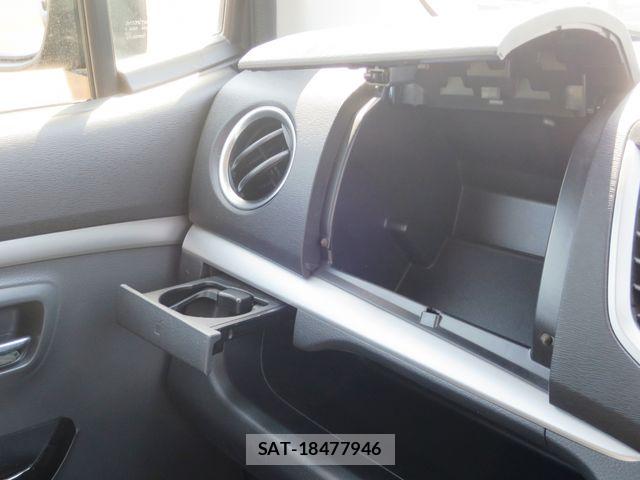 Suzuki WAGON R 2014-06 6915645-18