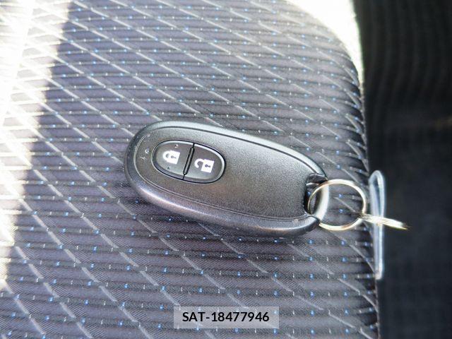 Suzuki WAGON R 2014-06 6915645-20