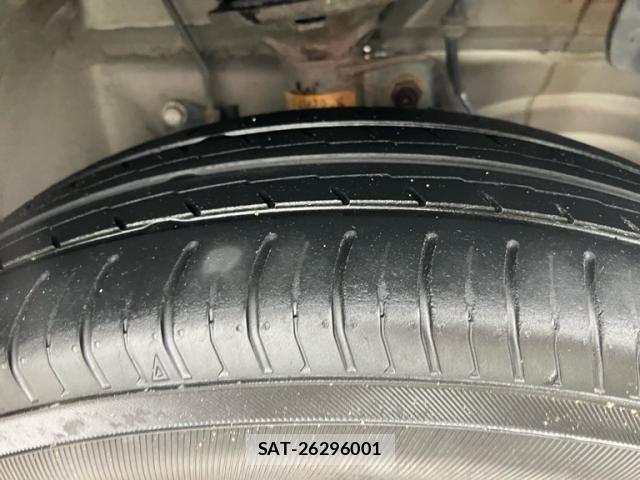 Suzuki WAGON R 2014-05 7621462-9