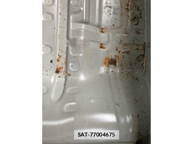 Suzuki WAGON R 2011-08 7880630-18