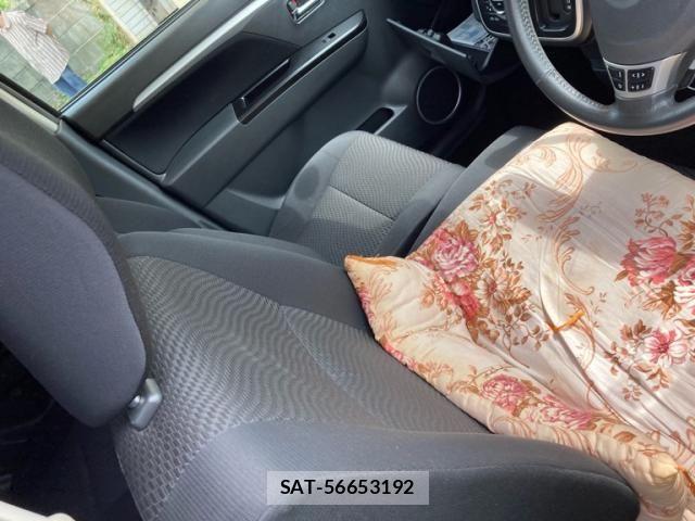 Suzuki WAGON R 2012-08 7964469-10