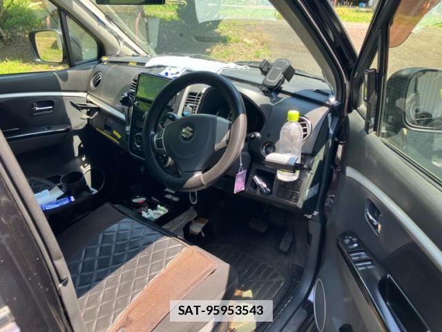 Suzuki WAGON R 2012-06 7981625-13