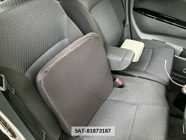 Suzuki WAGON R 2013-09 7981624-11