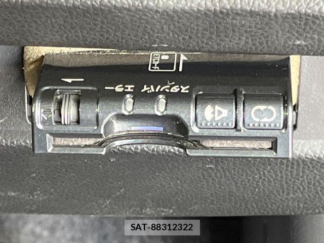 Suzuki WAGON R 2017-10 8076206-6