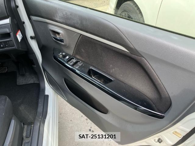 Suzuki WAGON R 2013-06 8232484-13