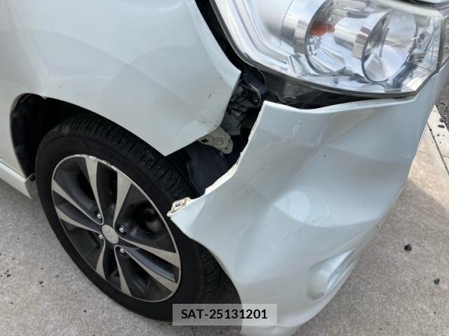 Suzuki WAGON R 2013-06 8232484-2