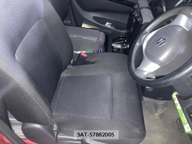 Suzuki WAGON R 2013-04 8232485-12