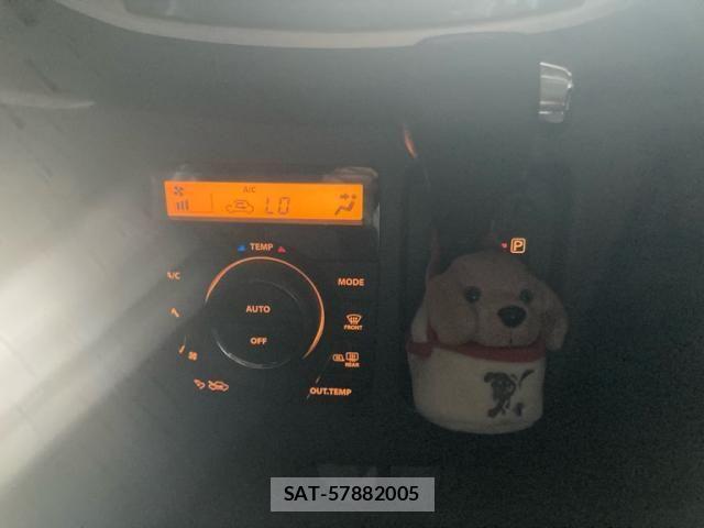 Suzuki WAGON R 2013-04 8232485-17