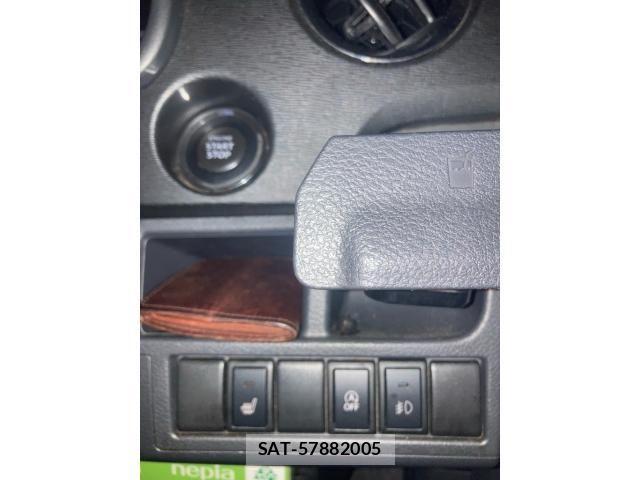 Suzuki WAGON R 2013-04 8232485-19