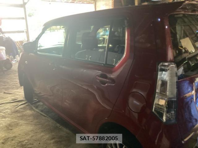 Suzuki WAGON R 2013-04 8232485-4