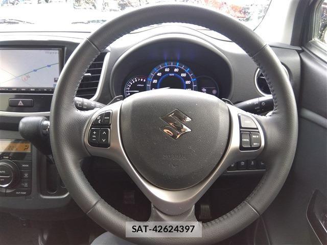 Suzuki WAGON R 2015-08 8247211-15