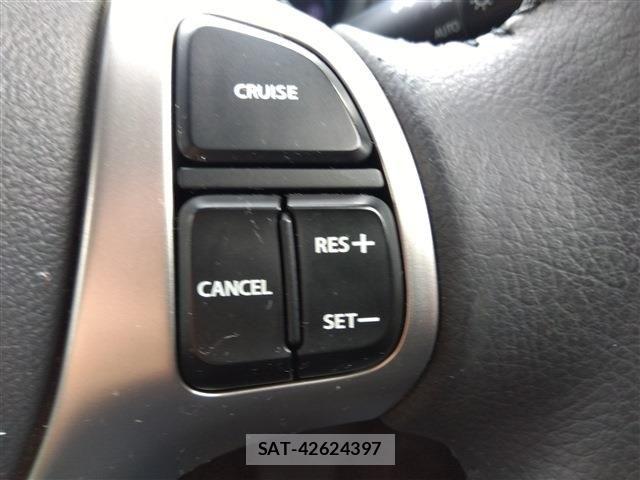 Suzuki WAGON R 2015-08 8247211-17