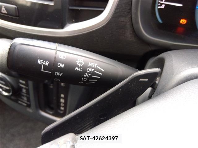 Suzuki WAGON R 2015-08 8247211-19